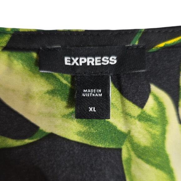 Express Women Sz XL Dark Floral Balloon Sleeve Preppy Fairy V-Neck Button Up Top - Picture 3 of 11